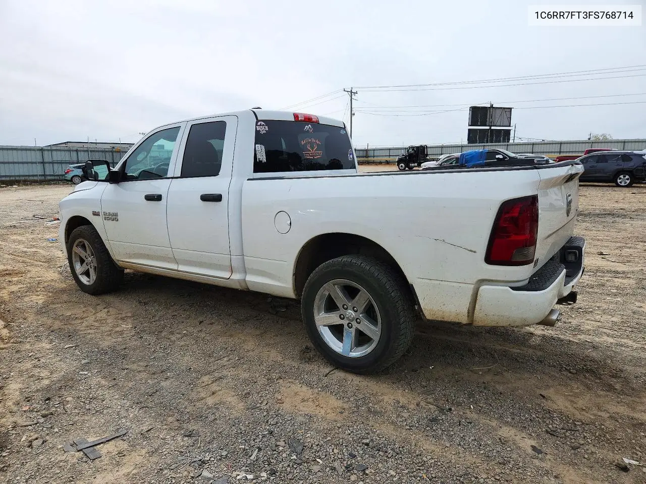 2015 RAM 1500 VIN 1C6RR7FT3FS768714 — фото 2