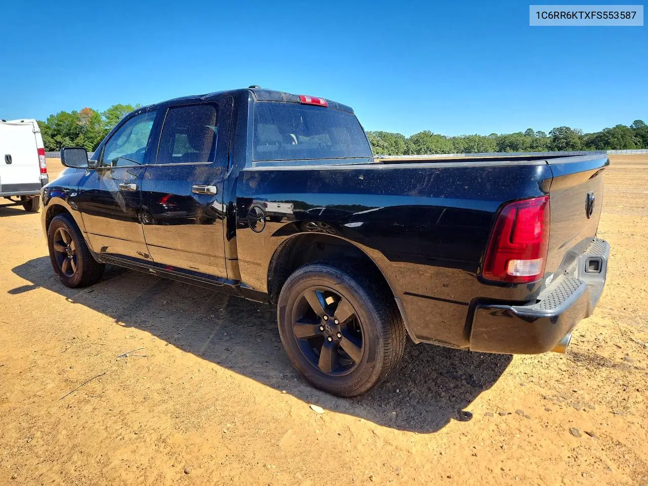 2015 RAM 1500 VIN 1C6RR6KTXFS553587 — фото 2