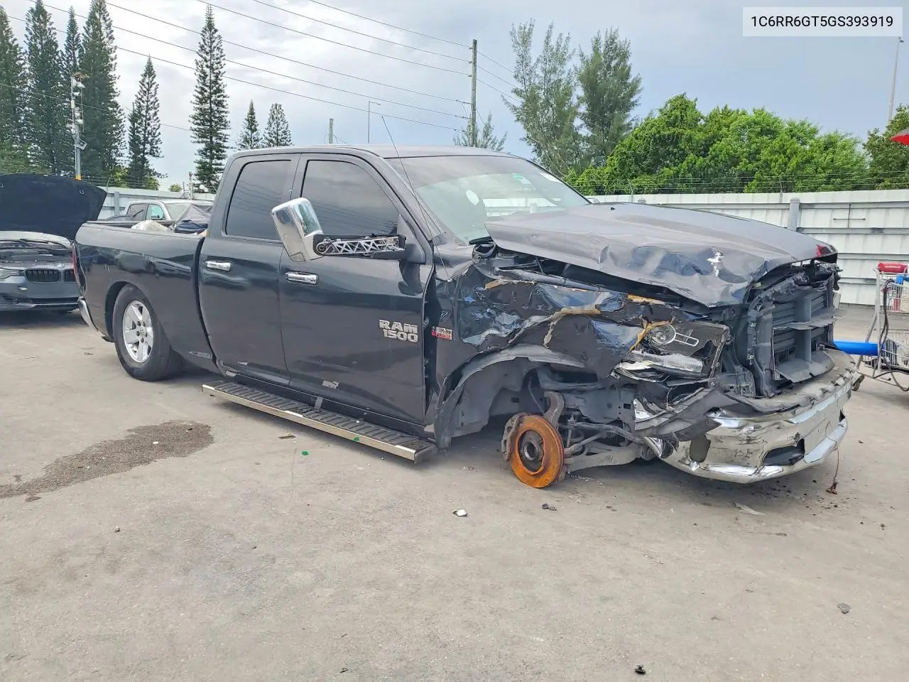 2016 RAM 1500 VIN 1C6RR6GT5GS393919 — фото 4