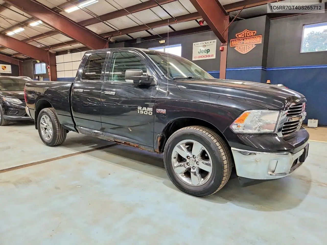 2016 RAM 1500 VIN 1C6RR7GT4GS265712 — фото 4