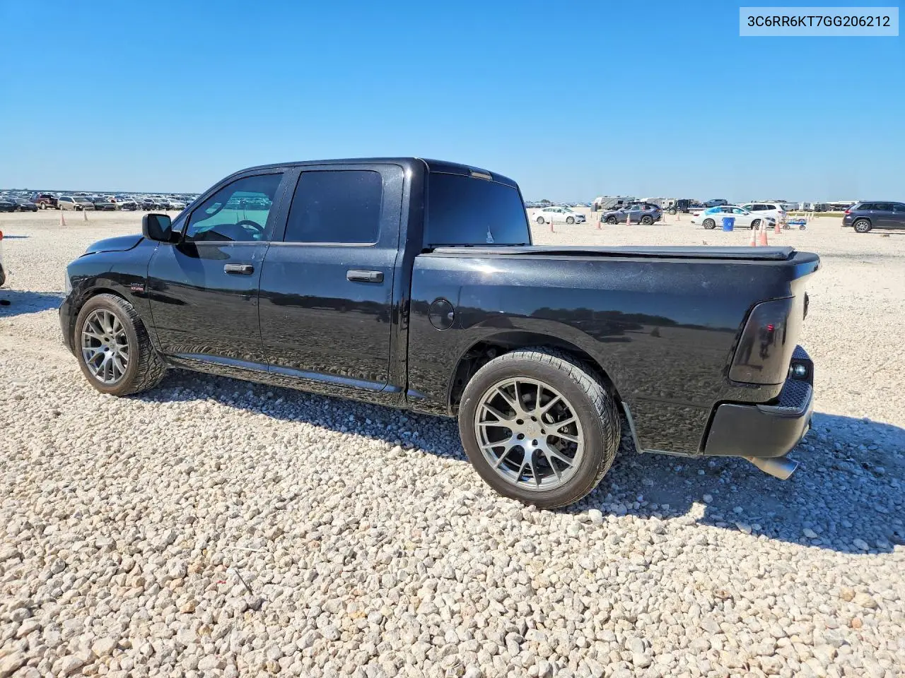 2016 RAM 1500 VIN 3C6RR6KT7GG206212 — фото 2