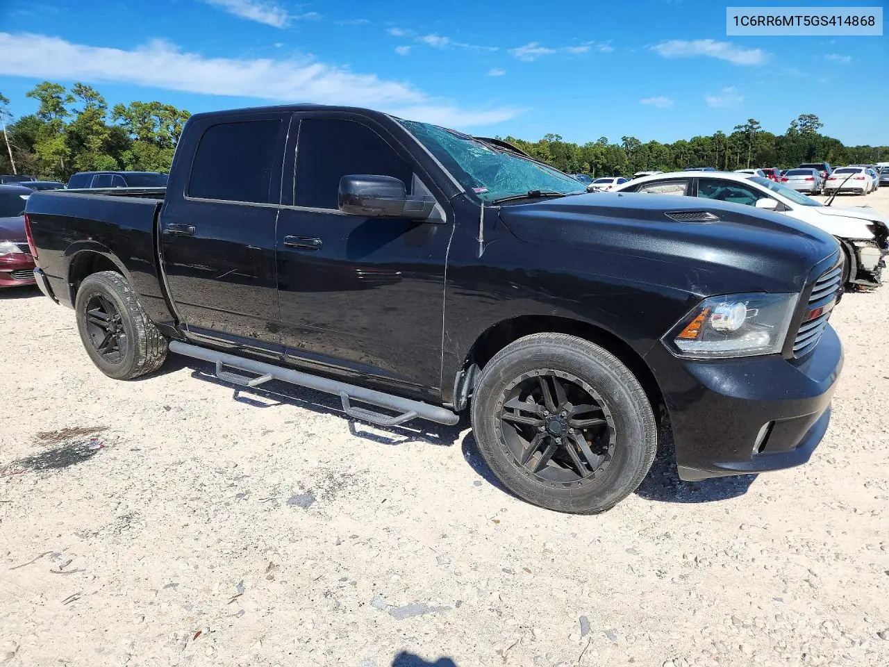 2016 RAM 1500 VIN 1C6RR6MT5GS414868 — фото 4
