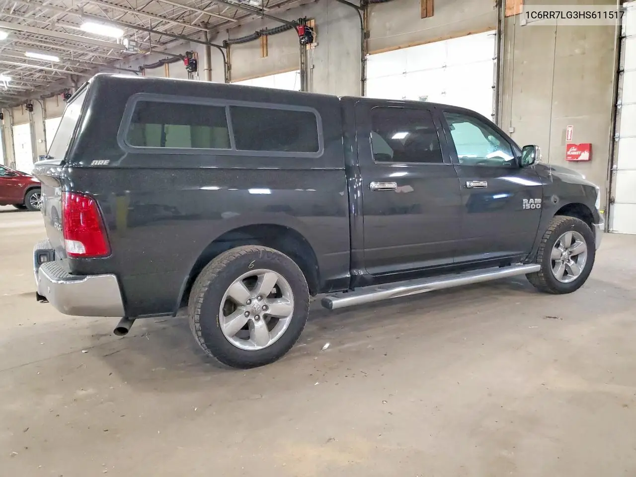2017 RAM 1500 VIN 1C6RR7LG3HS611517 — фото 3