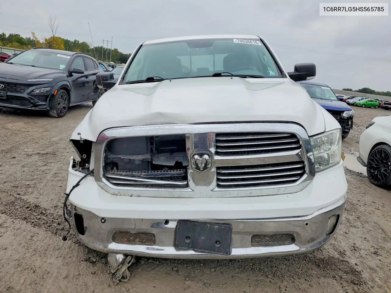 2017 RAM 1500 VIN 1C6RR7LG5HS565785 — фото 5