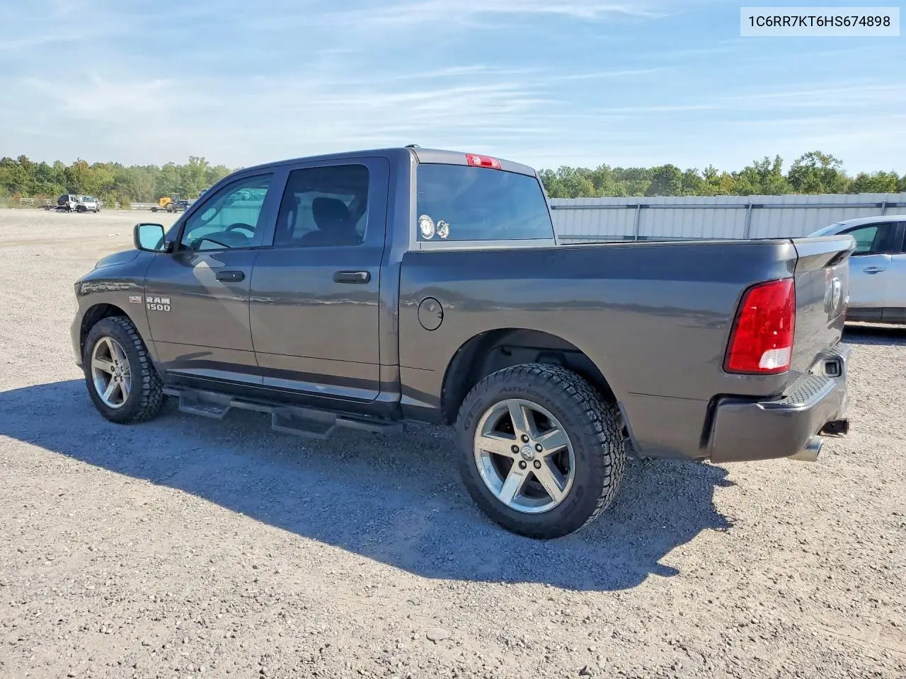 2017 RAM 1500 VIN 1C6RR7KT6HS674898 — фото 2