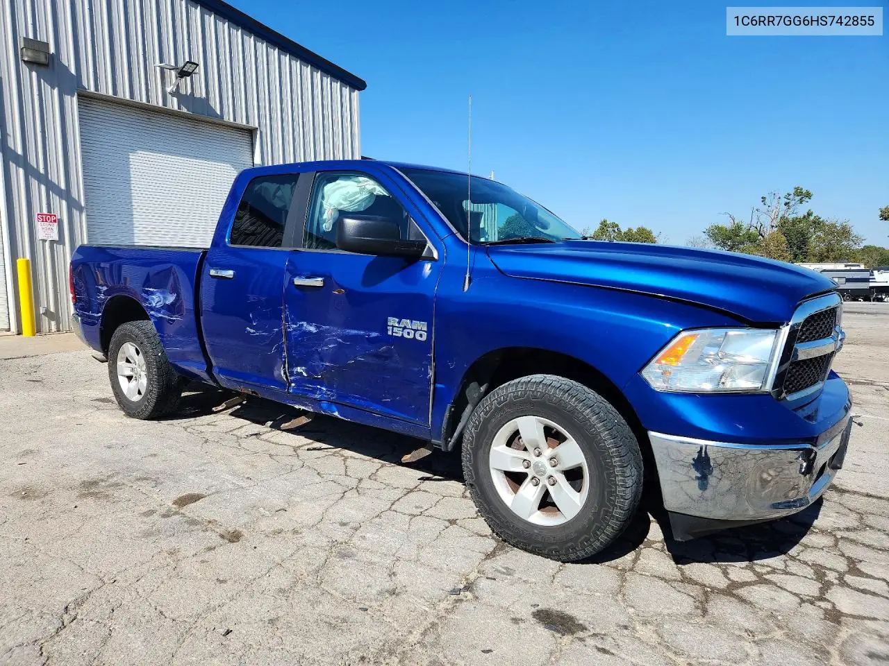 2017 RAM 1500 VIN 1C6RR7GG6HS742855 — фото 4