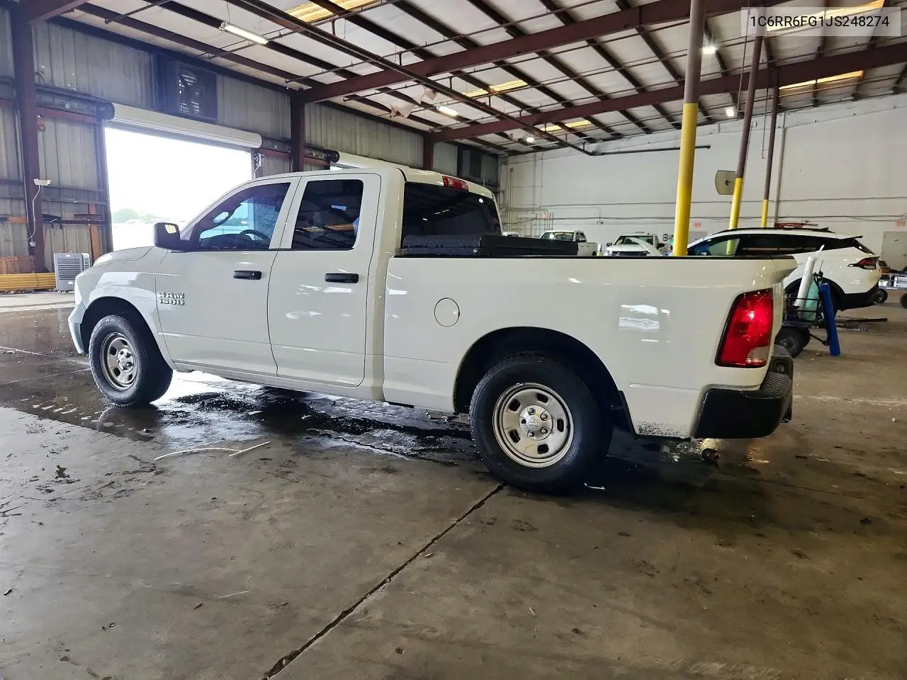 2018 RAM 1500 VIN 1C6RR6FG1JS248274 — фото 2