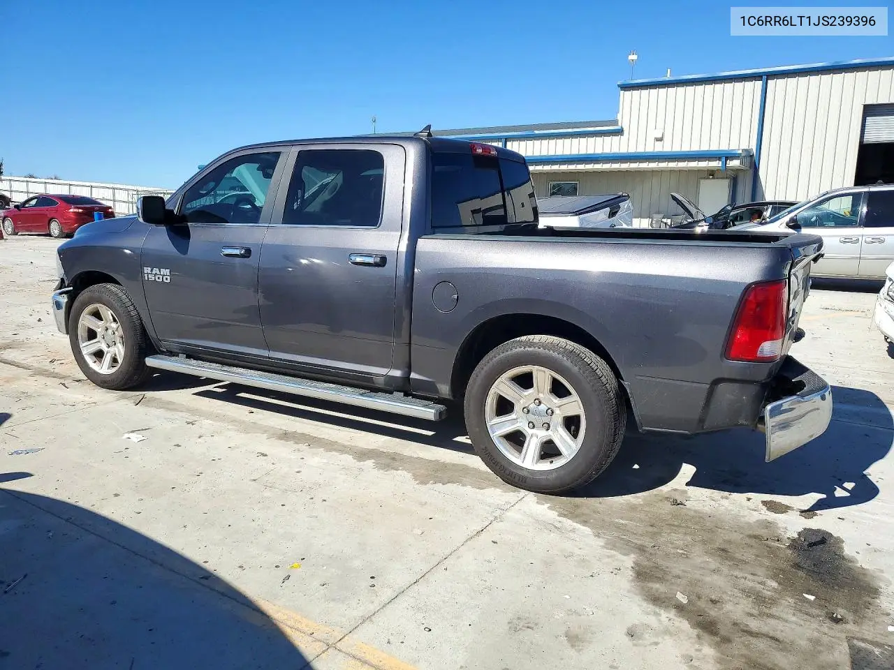 2018 RAM 1500 VIN 1C6RR6LT1JS239396 — фото 2