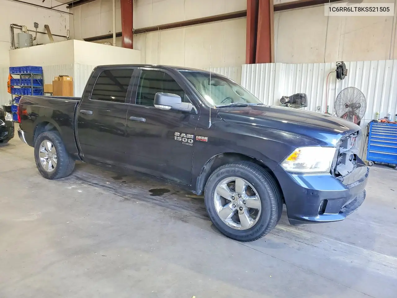 2019 RAM 1500 VIN 1C6RR6LT8KS521505 — фото 4