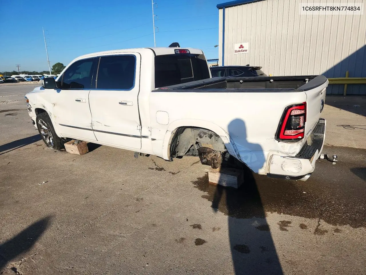 2019 RAM 1500 VIN 1C6SRFHT8KN774834 — фото 2