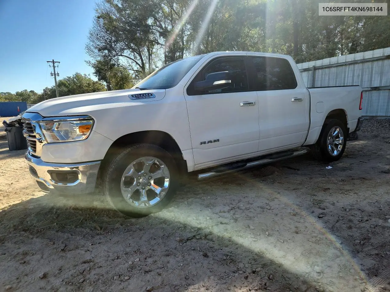 RAM 1500 2019, VIN 1C6SRFFT4KN698144