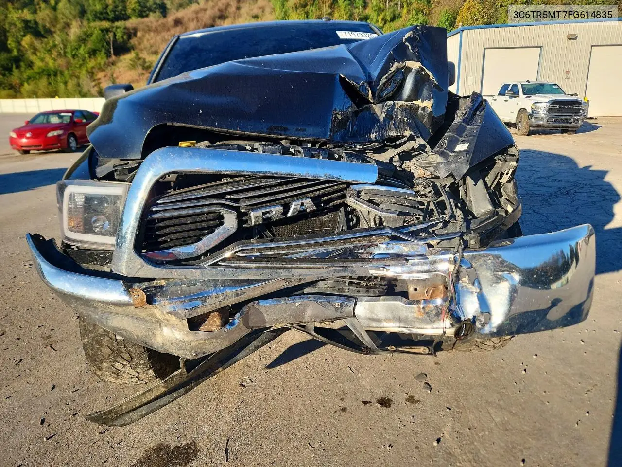 2015 RAM 2500 VIN 3C6TR5MT7FG614835 — фото 5