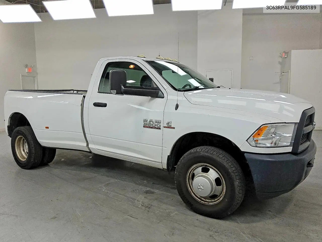 2015 RAM 3500 VIN 3C63RPAL9FG585189 — фото 4