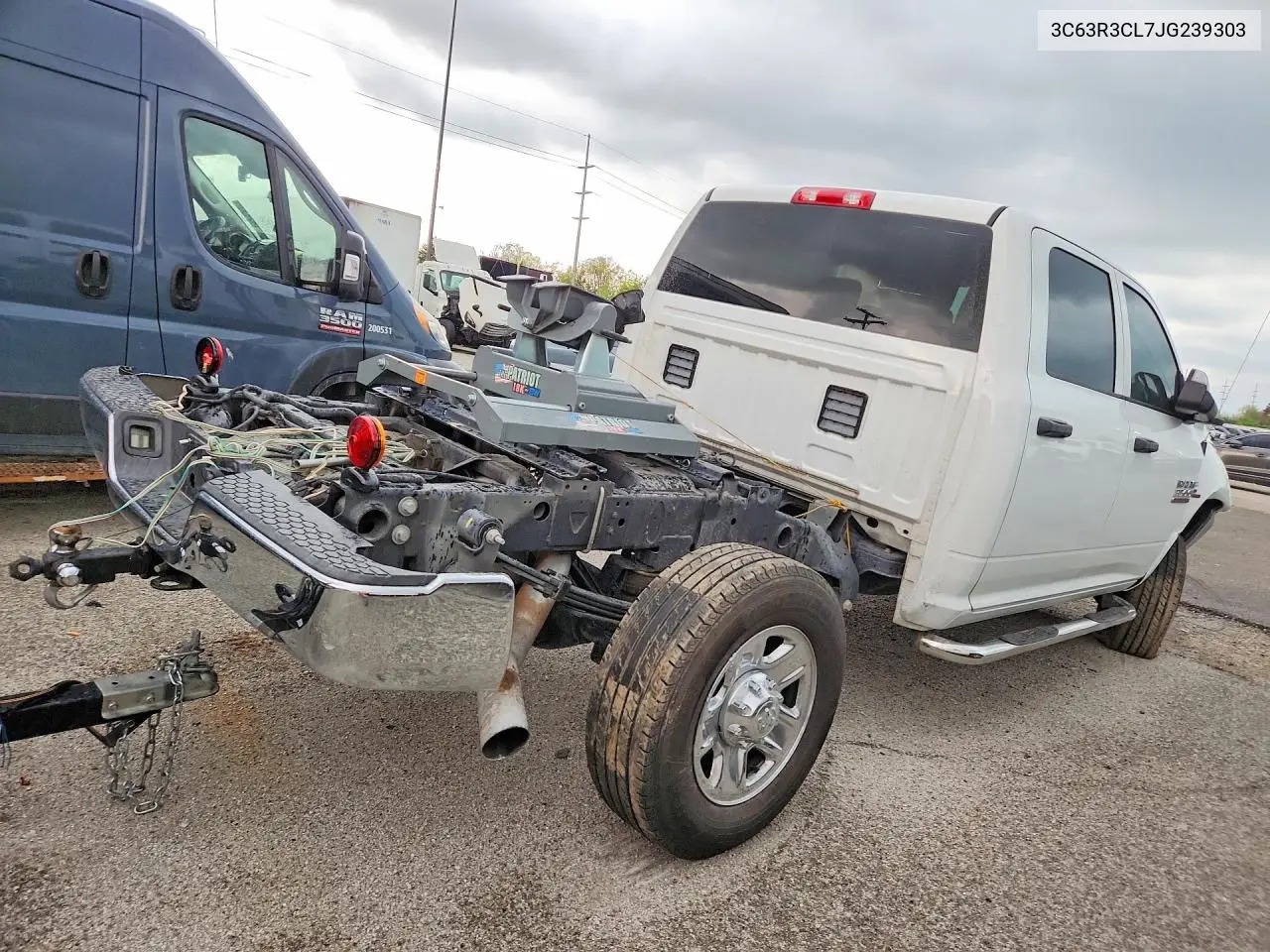 2018 RAM 3500 VIN 3C63R3CL7JG239303 — фото 3