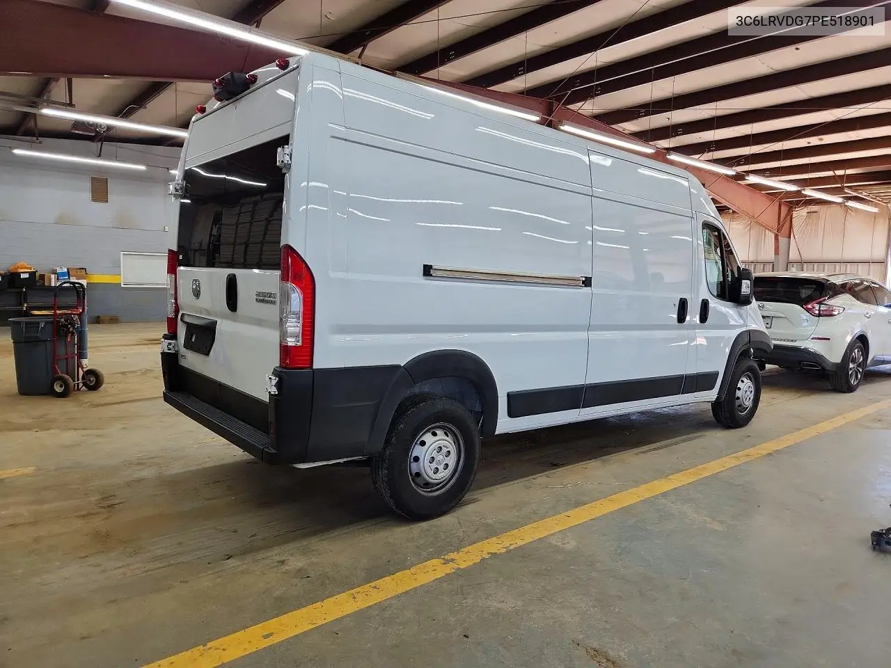 2023 RAM PROMASTER CITY VIN 3C6LRVDG7PE518901 — фото 3