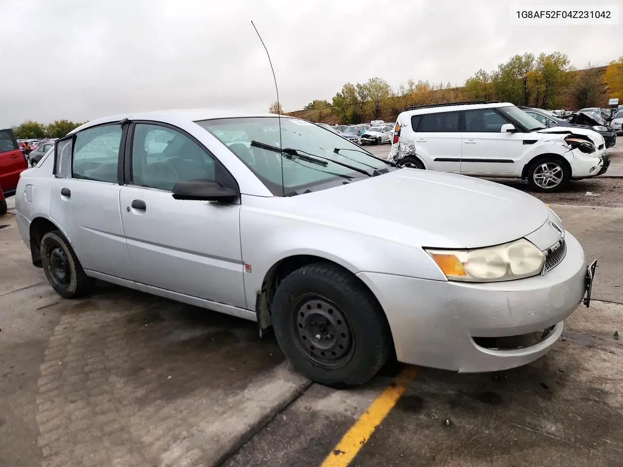 2004 SATURN ION VIN 1G8AF52F04Z231042 — фото 4