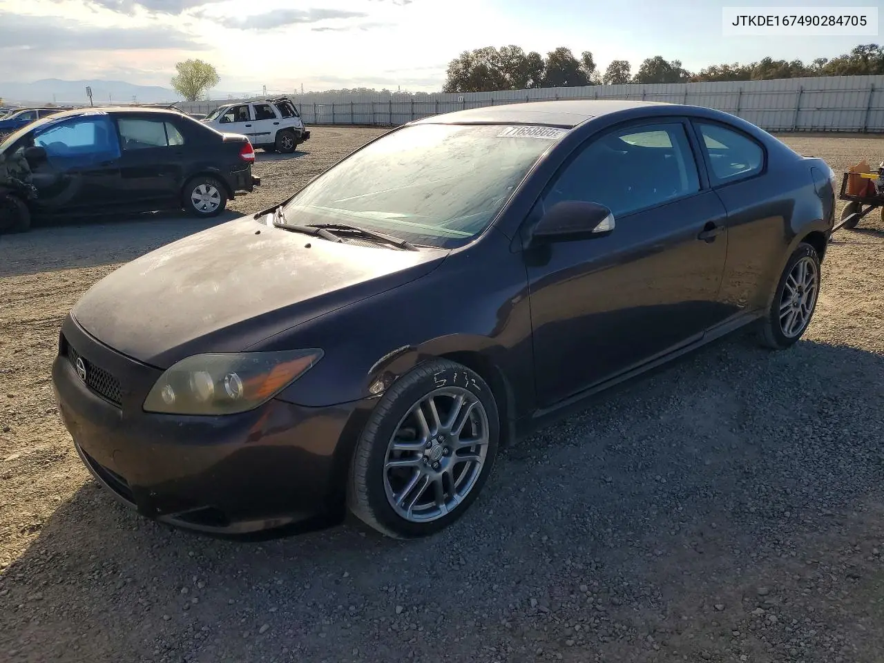 SCION TC 2009, VIN JTKDE167490284705