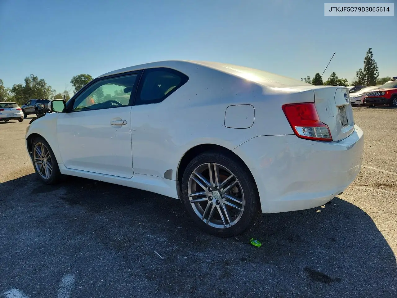2013 SCION TC VIN JTKJF5C79D3065614 — фото 2