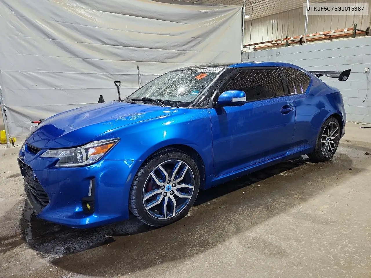 SCION TC 2016, VIN JTKJF5C75GJ015387
