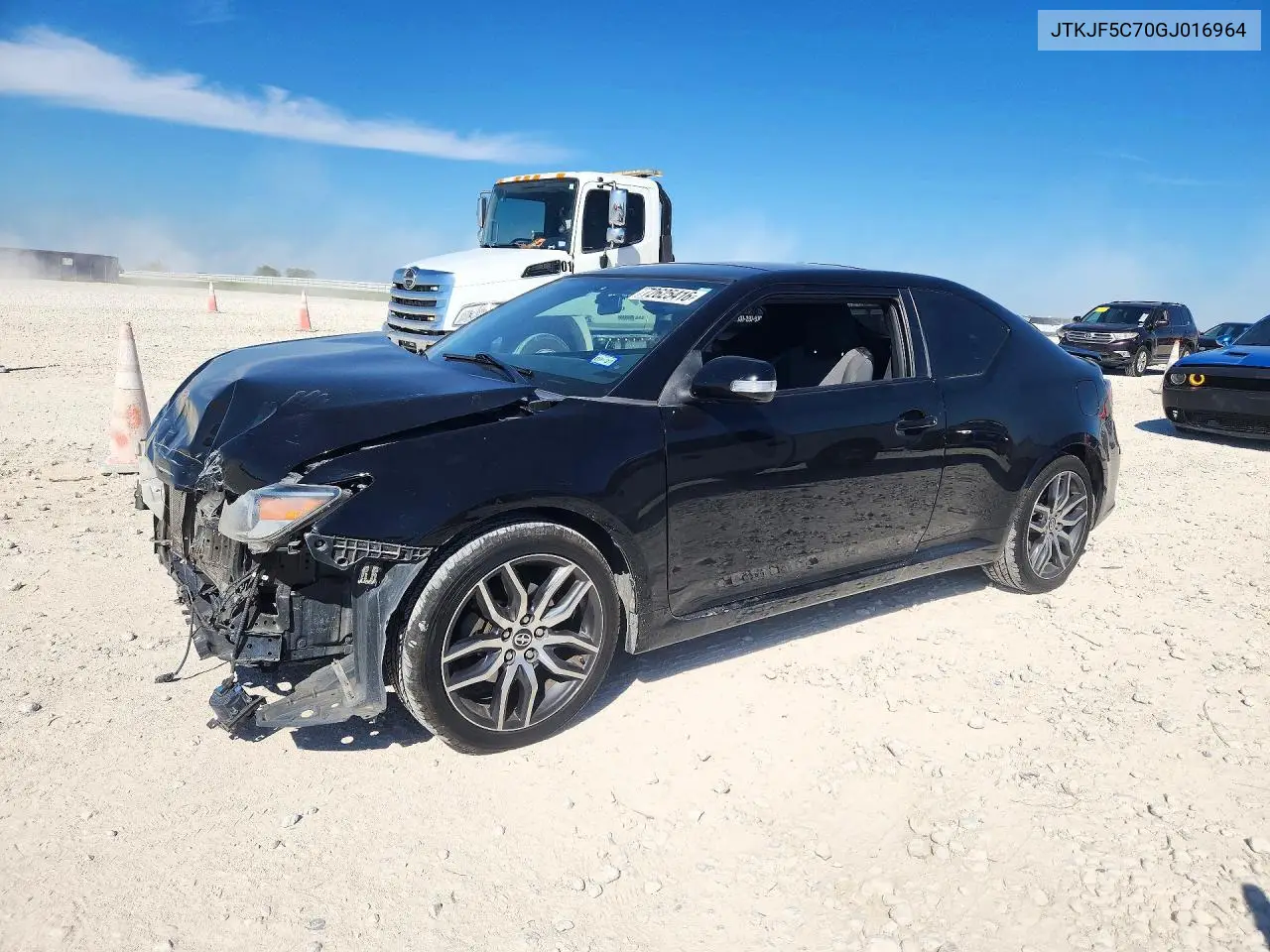 SCION TC 2016, VIN JTKJF5C70GJ016964