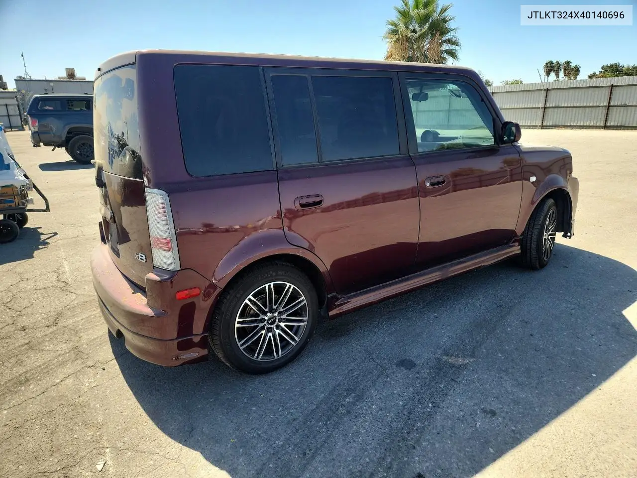 2004 SCION XB VIN JTLKT324X40140696 — фото 3