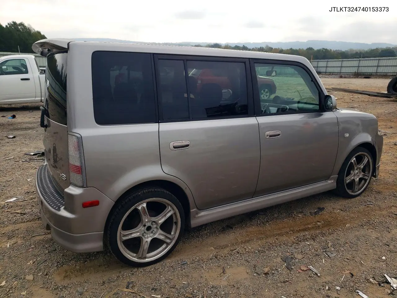 2004 SCION XB VIN JTLKT324740153373 — фото 3