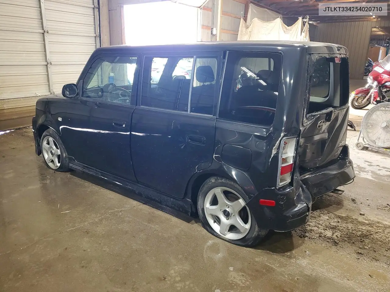 2005 SCION XB VIN JTLKT334254020710 — фото 2