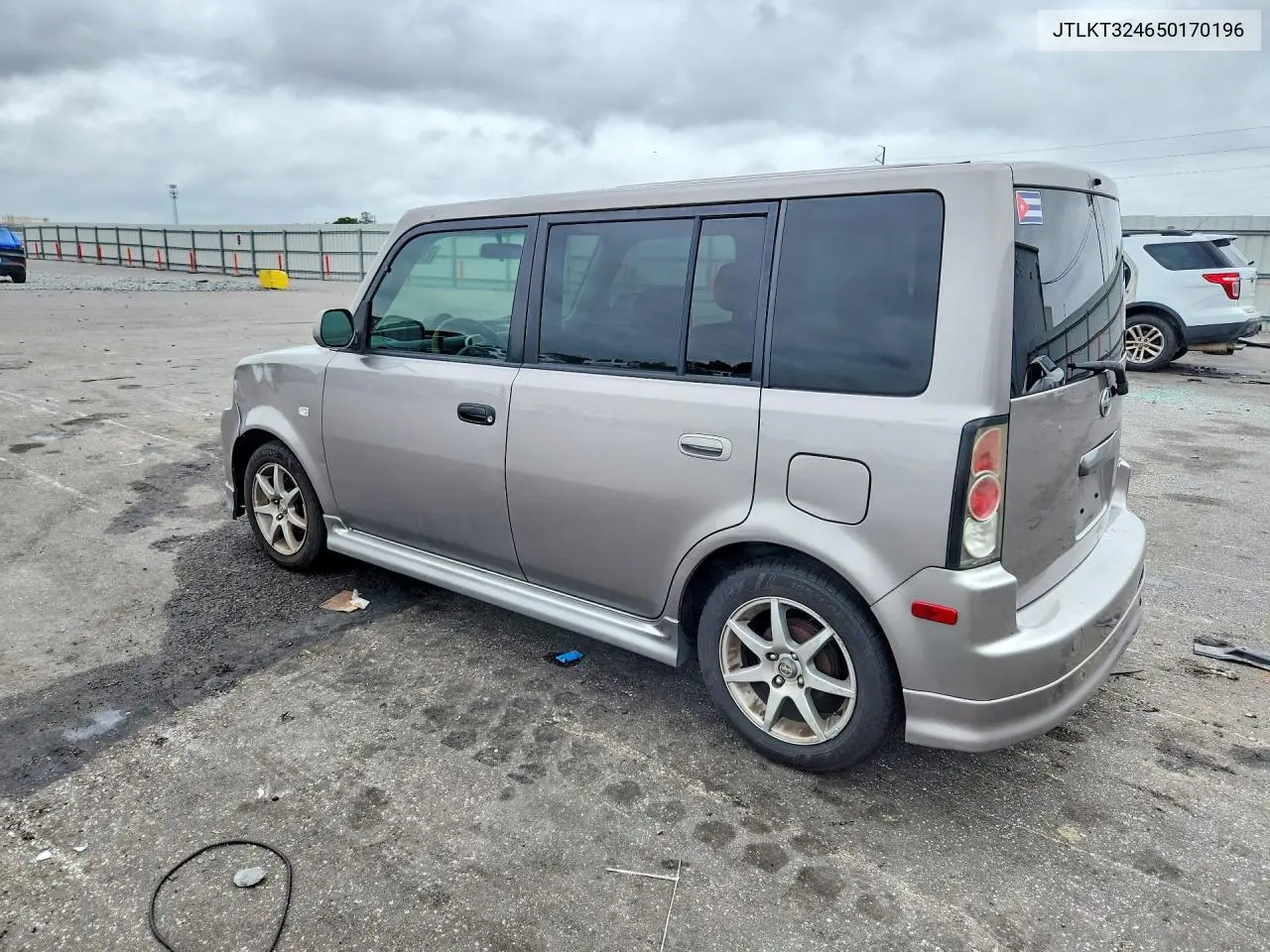 2005 SCION XB VIN JTLKT324650170196 — фото 2