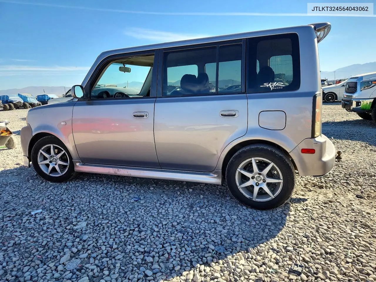 2006 SCION XB VIN JTLKT324564043062 — фото 2