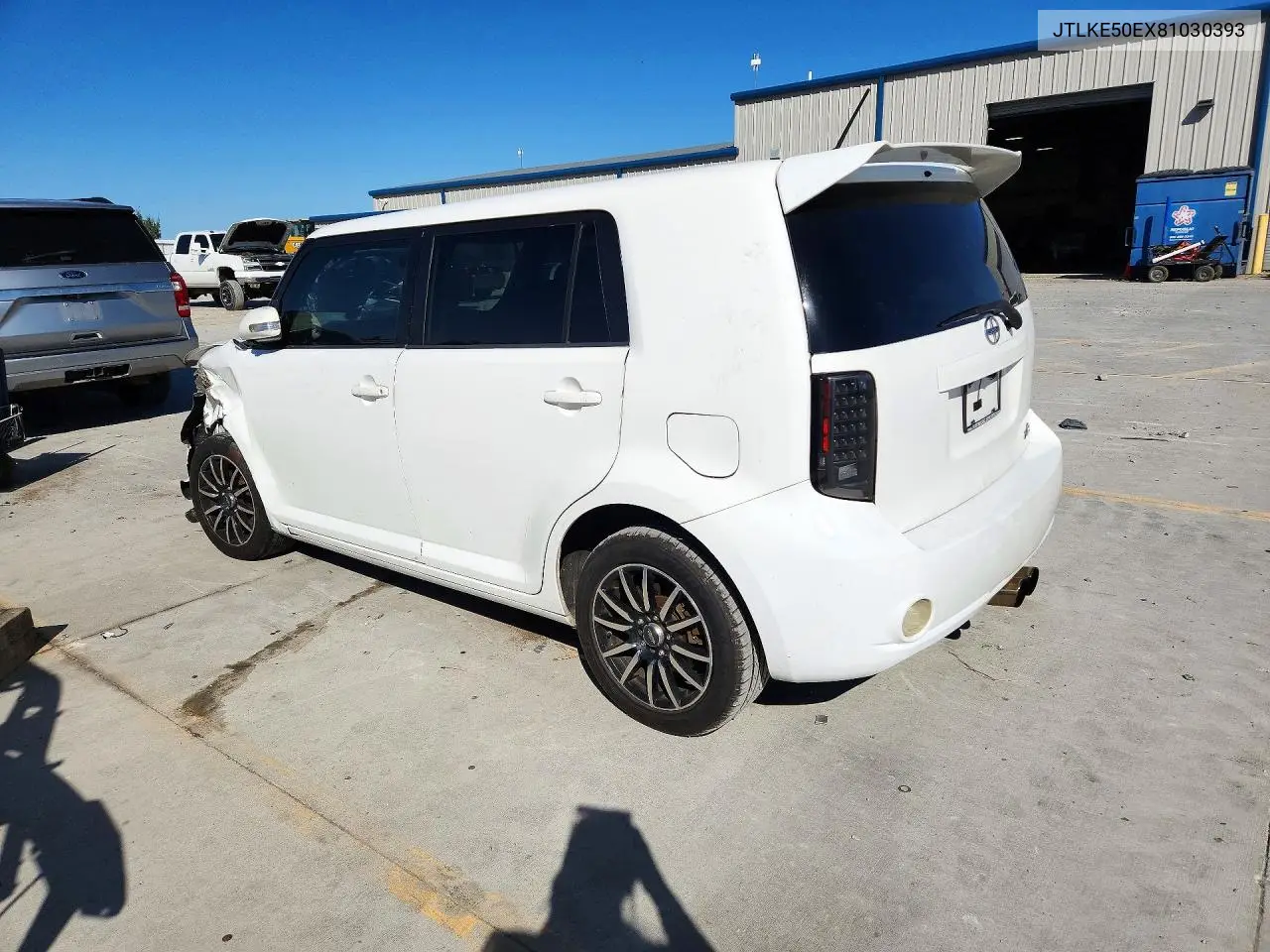2008 SCION XB VIN JTLKE50EX81030393 — фото 2