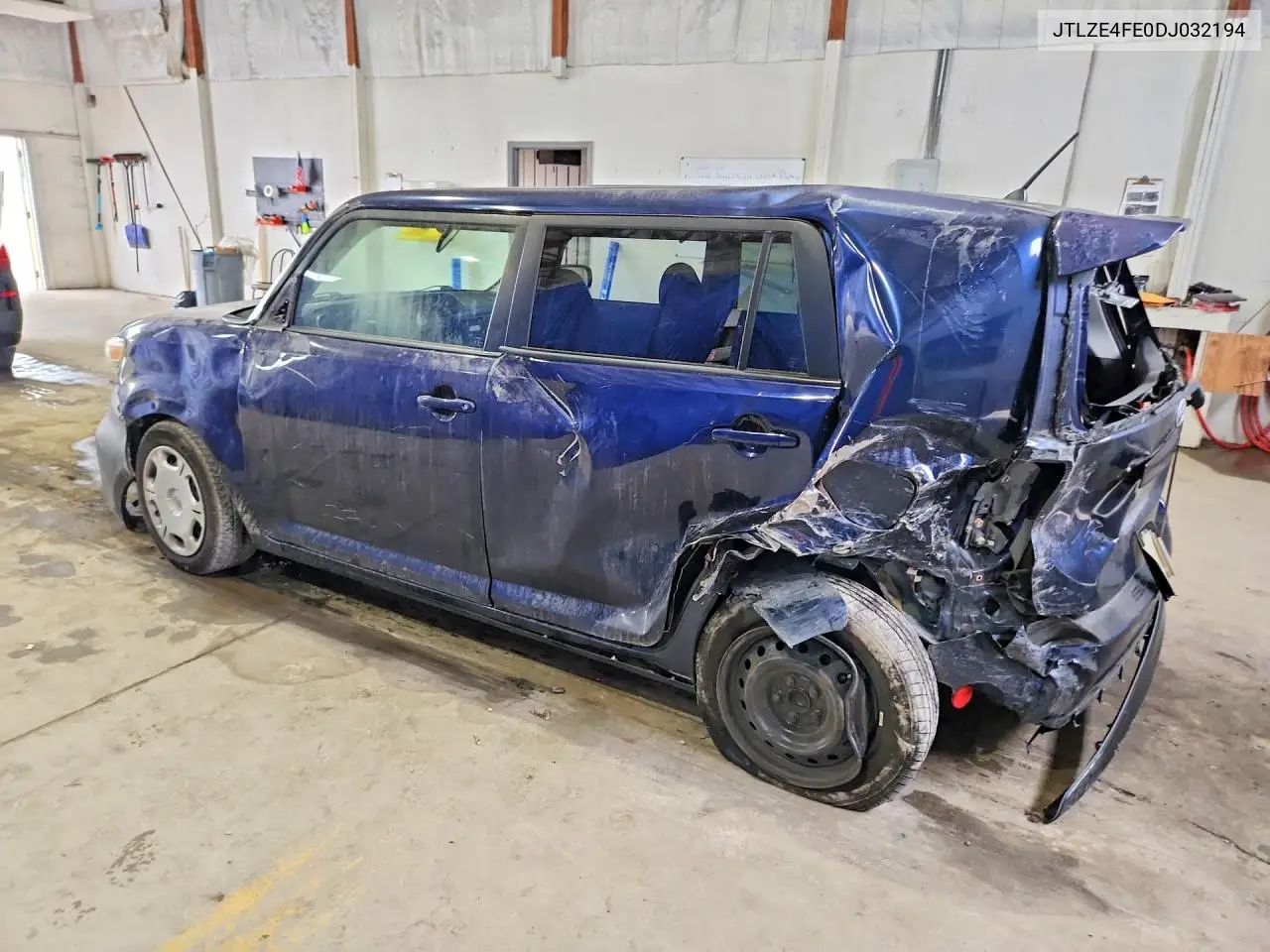 2013 SCION XB VIN JTLZE4FE0DJ032194 — фото 2
