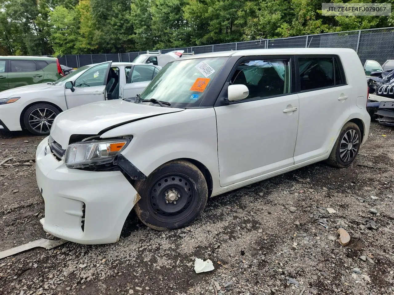 SCION XB 2015, VIN JTLZE4FE4FJ079067