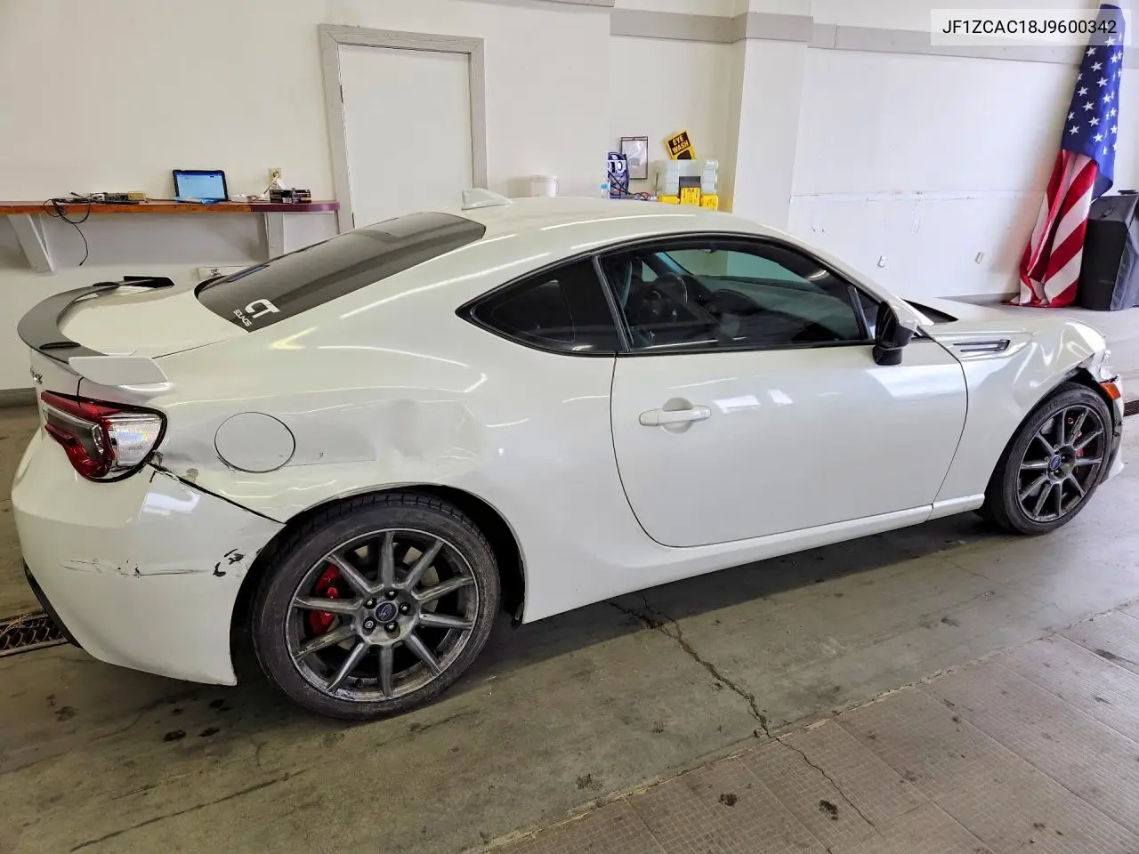 2018 SUBARU BRZ VIN JF1ZCAC18J9600342 — фото 3