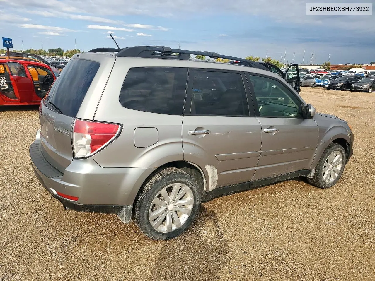 2011 SUBARU FORESTER VIN JF2SHBECXBH773922 — фото 3
