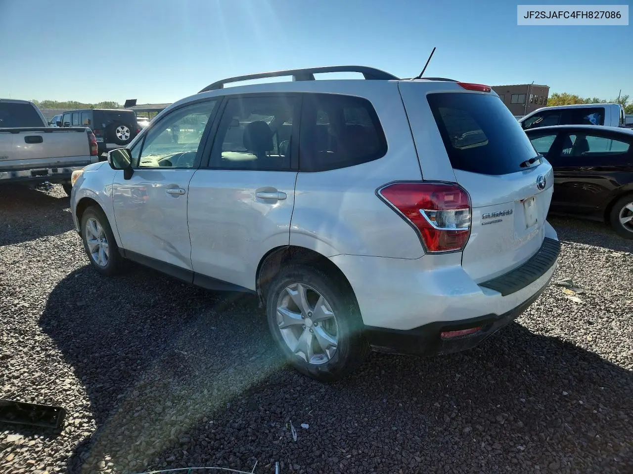 2015 SUBARU FORESTER VIN JF2SJAFC4FH827086 — фото 2