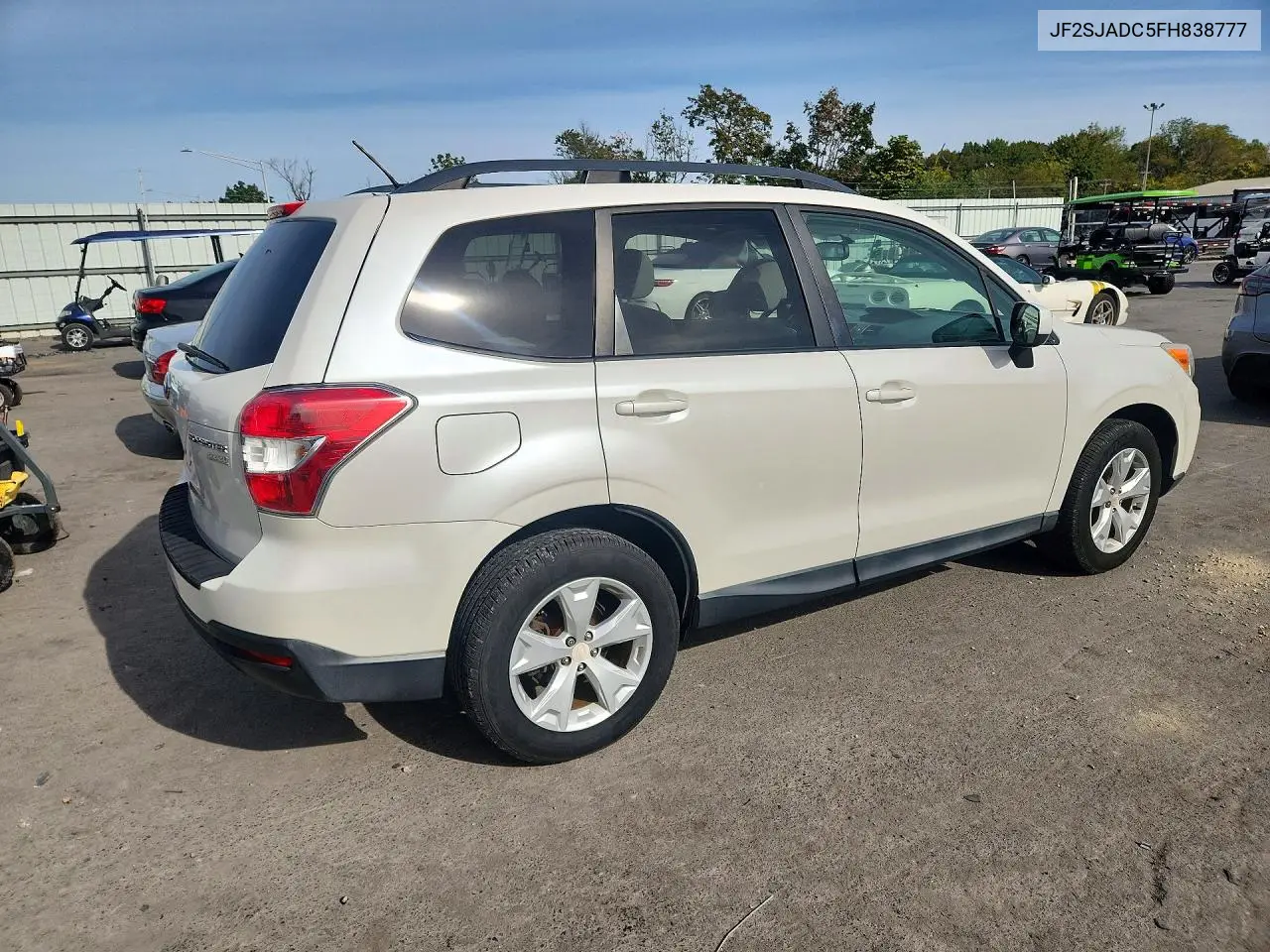 2015 SUBARU FORESTER VIN JF2SJADC5FH838777 — фото 3