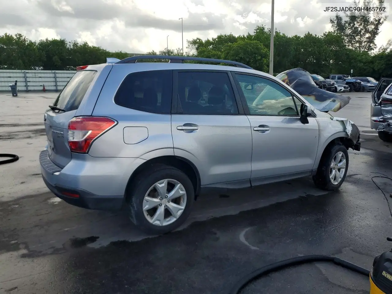 2016 SUBARU FORESTER VIN JF2SJADC9GH465762 — фото 3