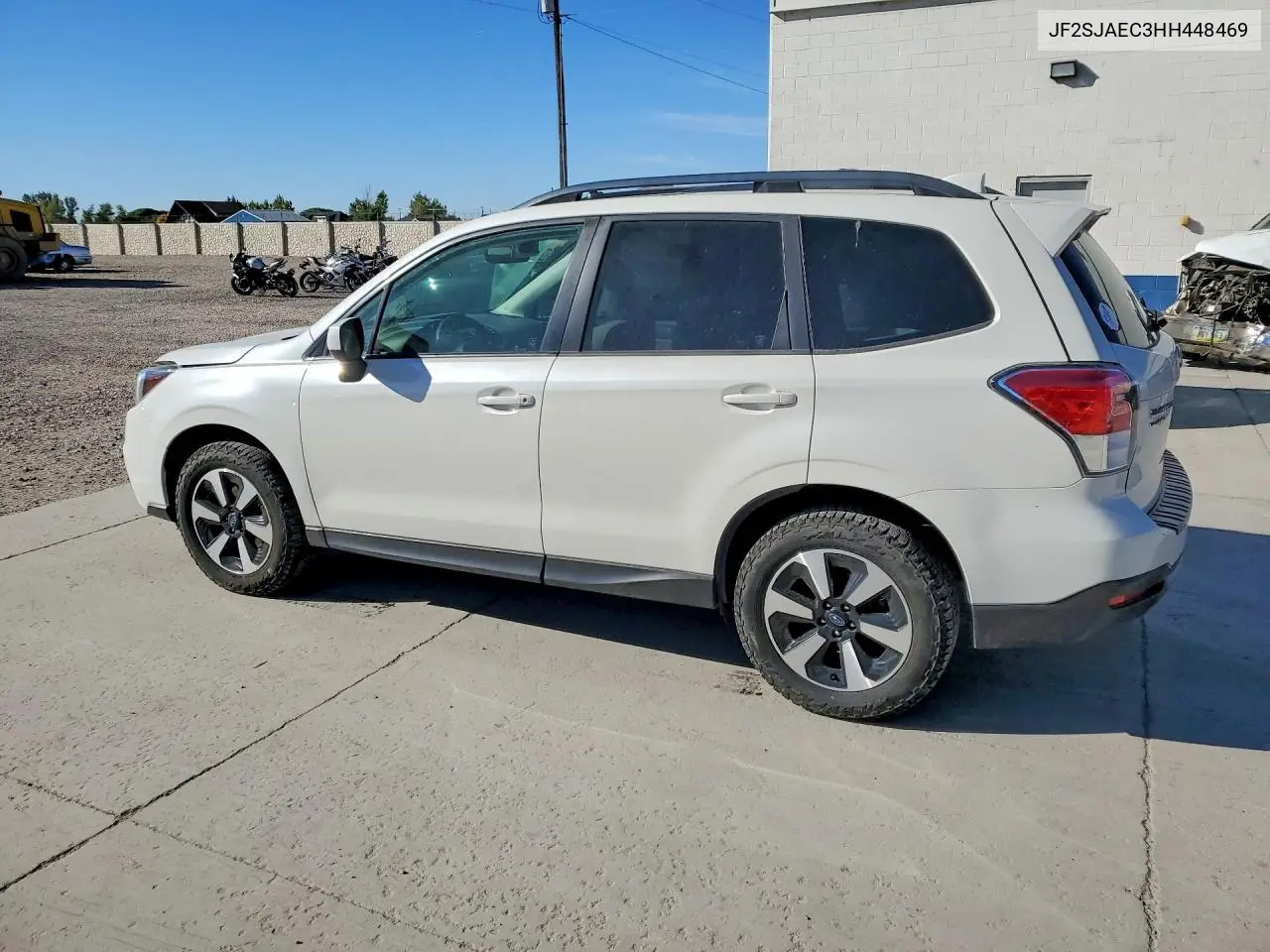 2017 SUBARU FORESTER VIN JF2SJAEC3HH448469 — фото 2
