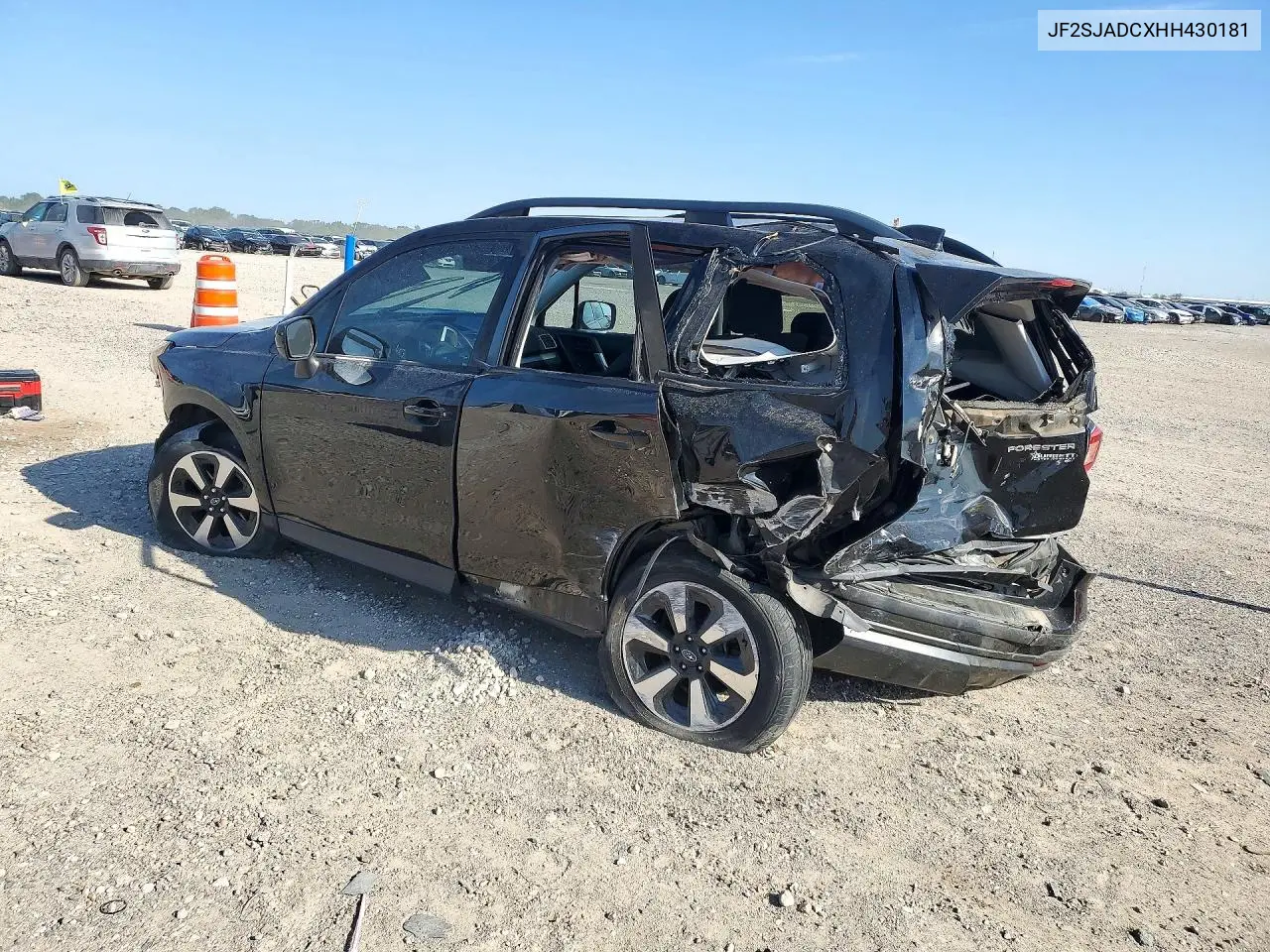 2017 SUBARU FORESTER VIN JF2SJADCXHH430181 — фото 2