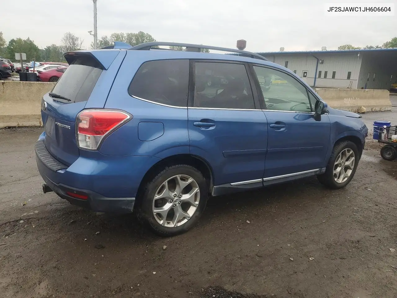 2018 SUBARU FORESTER VIN JF2SJAWC1JH606604 — фото 3