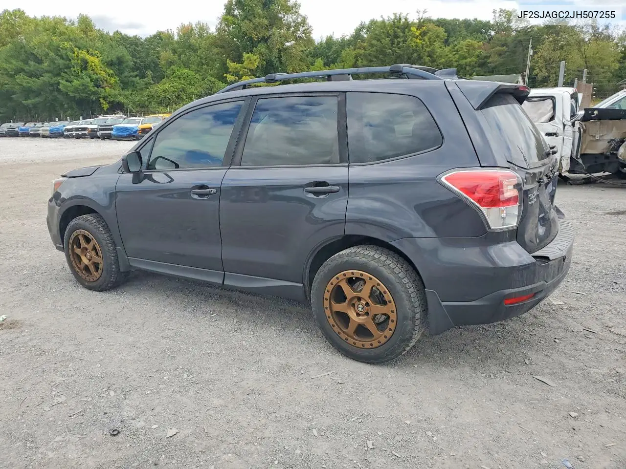 2018 SUBARU FORESTER VIN JF2SJAGC2JH507255 — фото 2