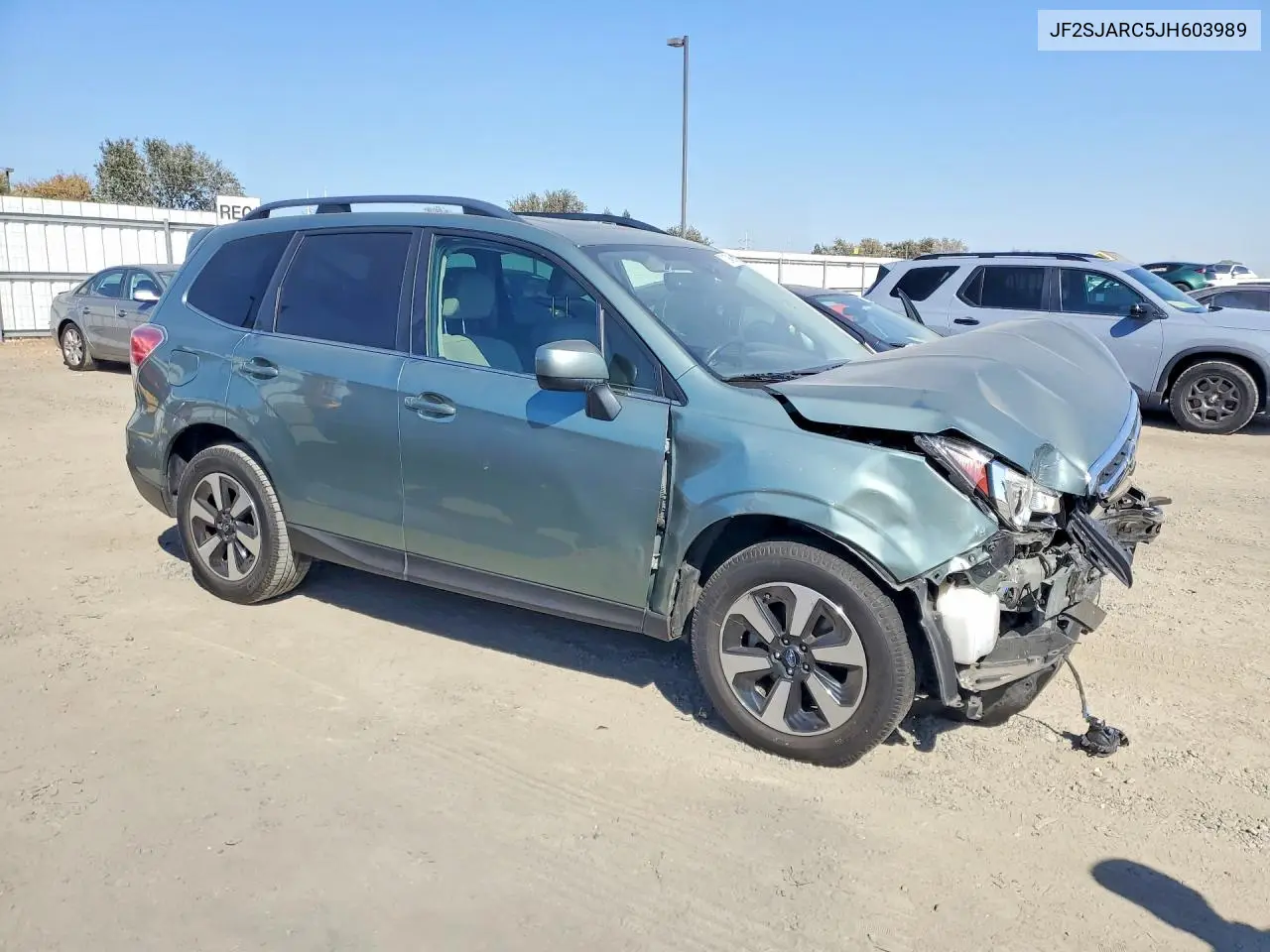 2018 SUBARU FORESTER VIN JF2SJARC5JH603989 — фото 4