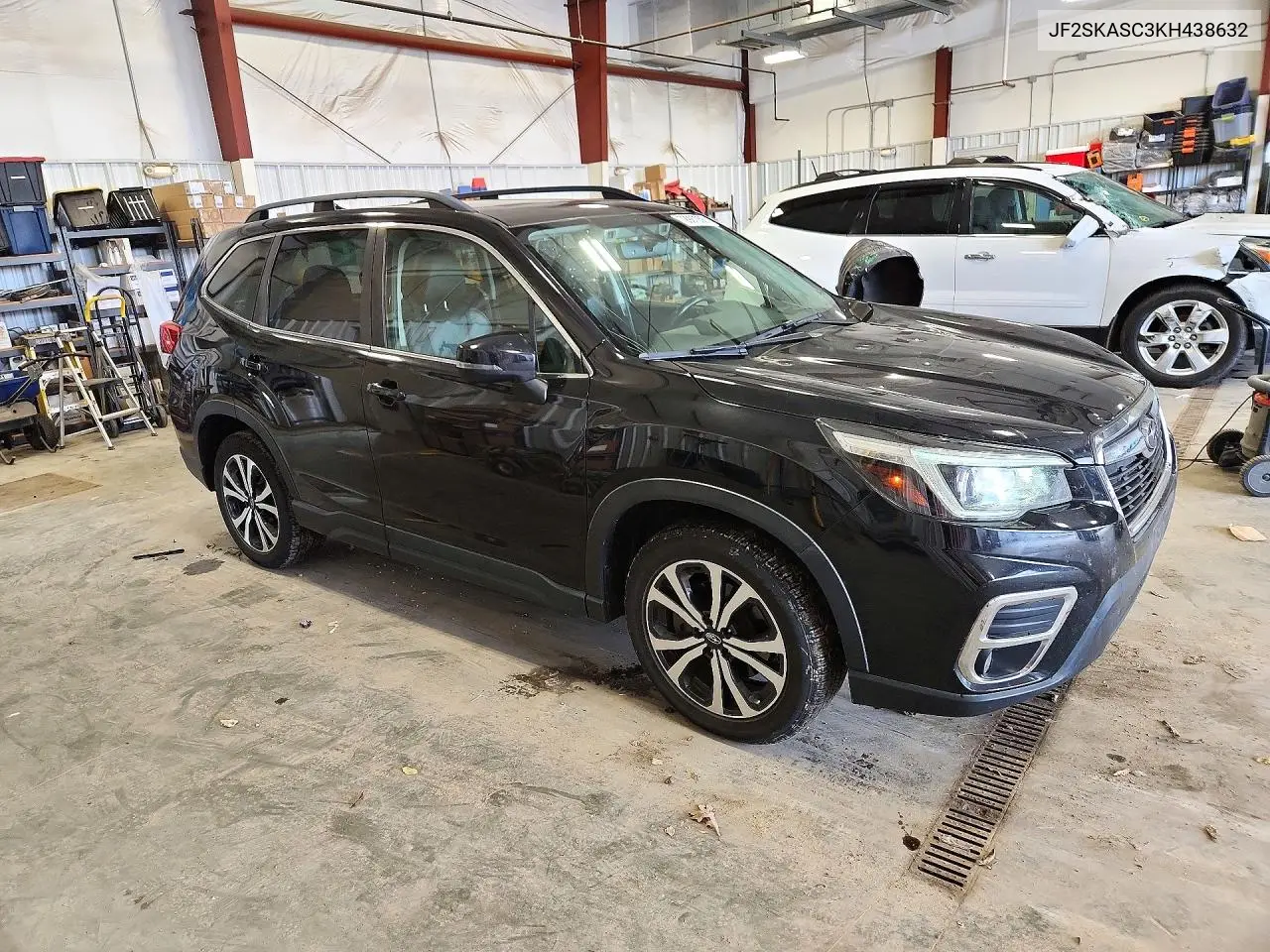 2019 SUBARU FORESTER VIN JF2SKASC3KH438632 — фото 4