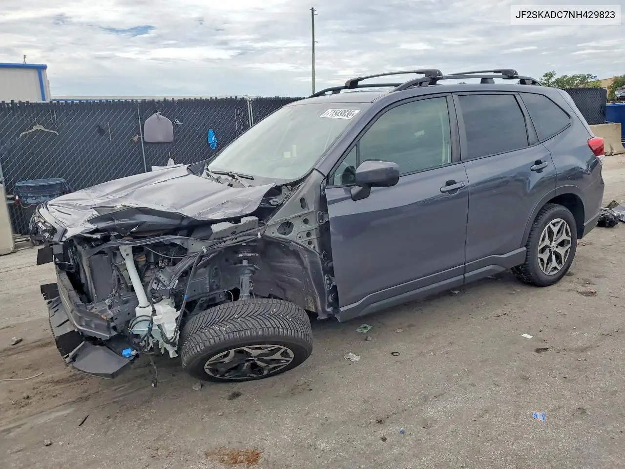 SUBARU FORESTER 2022, VIN JF2SKADC7NH429823