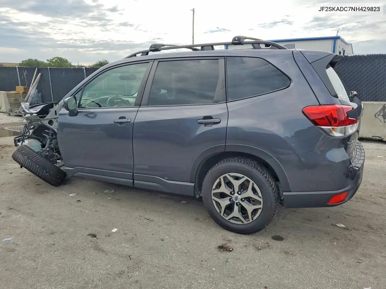 2022 SUBARU FORESTER VIN JF2SKADC7NH429823 — фото 2