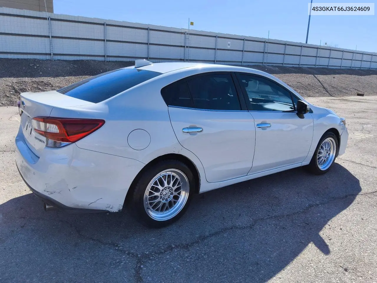 2018 SUBARU IMPREZA VIN 4S3GKAT66J3624609 — фото 3