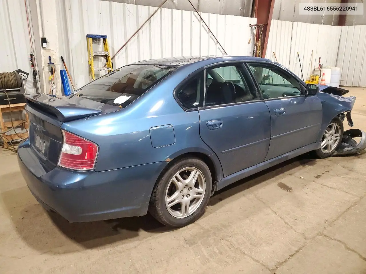2005 SUBARU LEGACY VIN 4S3BL616556220941 — фото 3