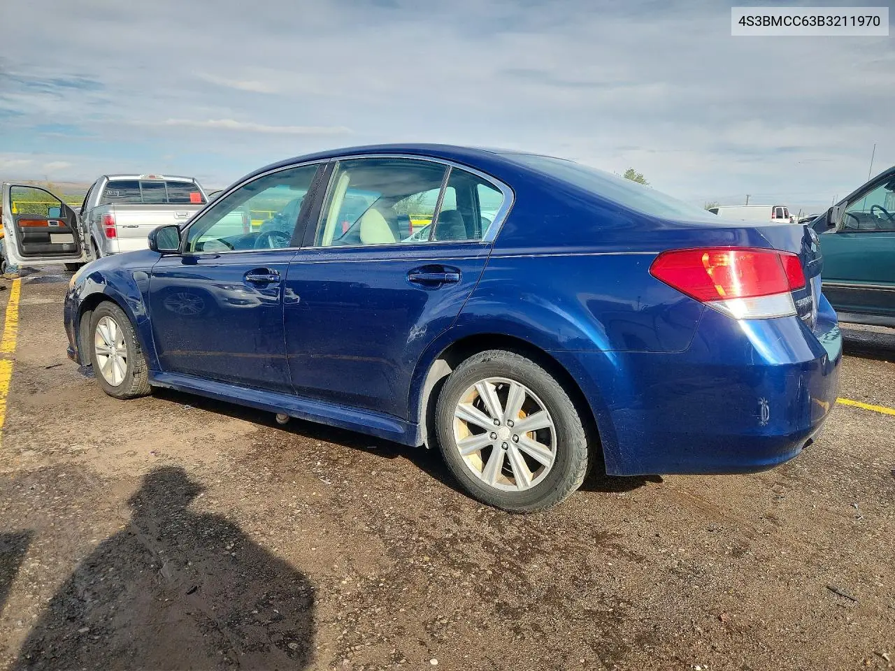 2011 SUBARU LEGACY VIN 4S3BMCC63B3211970 — фото 2