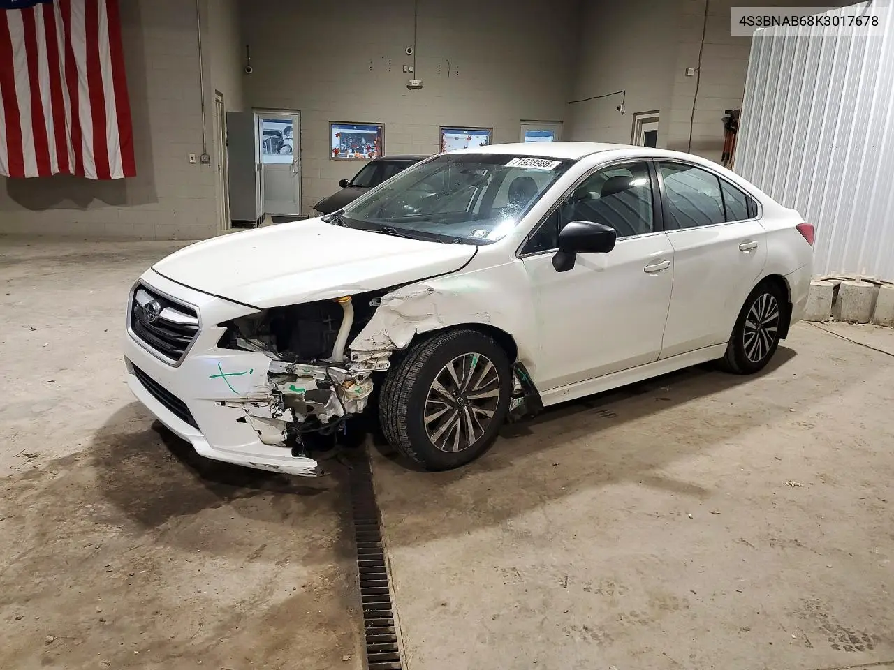 SUBARU LEGACY 2019, VIN 4S3BNAB68K3017678
