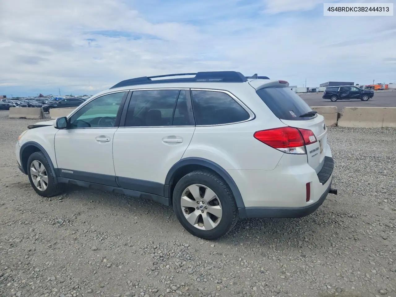 2011 SUBARU OUTBACK VIN 4S4BRDKC3B2444313 — фото 2